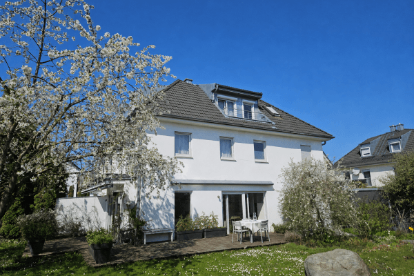 Predaj domu 165 m², pozemok 272 m², München, Bavorsko Predaj domu 165 m², pozemok 272 m², München, Bavorsko