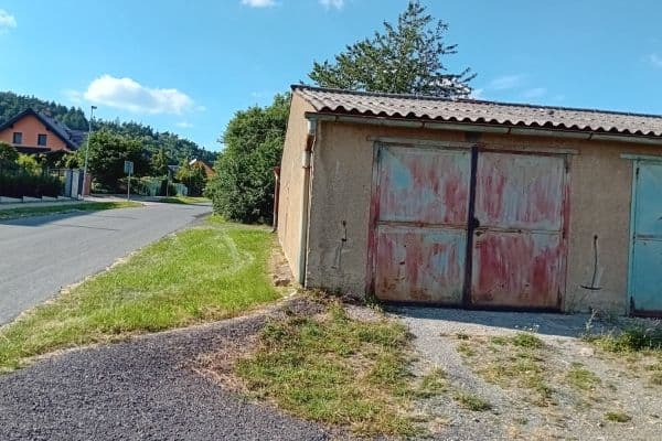 Predaj garáže 23 m², Mníšek pod Brdy Predaj garáže 23 m², Mníšek pod Brdy