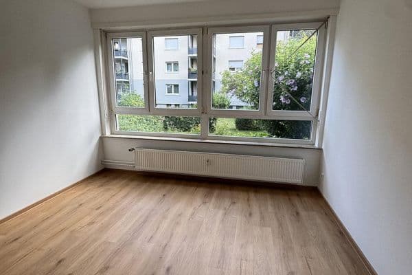 Prenájom bytu 3-izbový 80 m², Lenaustraße 24, Mannheim Prenájom bytu 3-izbový 80 m², Lenaustraße 24, Mannheim