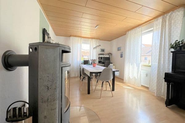 Predaj bytu 4-izbový 116 m², Kaisersbacher Str. 15, Fellbach Predaj bytu 4-izbový 116 m², Kaisersbacher Str. 15, Fellbach