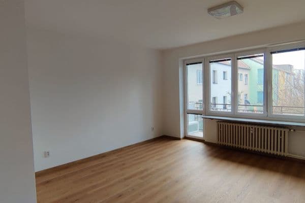 Prenájom bytu 3-izbový 67 m², Kamenačky, Brno Prenájom bytu 3-izbový 67 m², Kamenačky, Brno