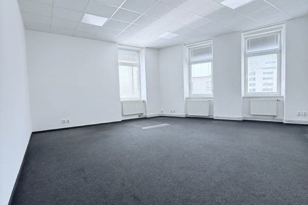 Prenájom kancelárie 33 m², Vlhká, Brno Prenájom kancelárie 33 m², Vlhká, Brno