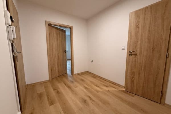 Prenájom bytu 2-izbový 41 m², Havlíčkova, Česká Lípa, Liberecký kraj Prenájom bytu 2-izbový 41 m², Havlíčkova, Česká Lípa, Liberecký kraj