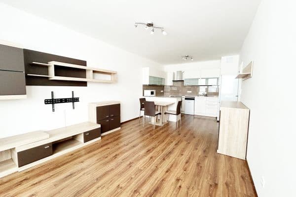 Prenájom bytu 3-izbový 67 m², U Hostavického potoka, Praha Prenájom bytu 3-izbový 67 m², U Hostavického potoka, Praha