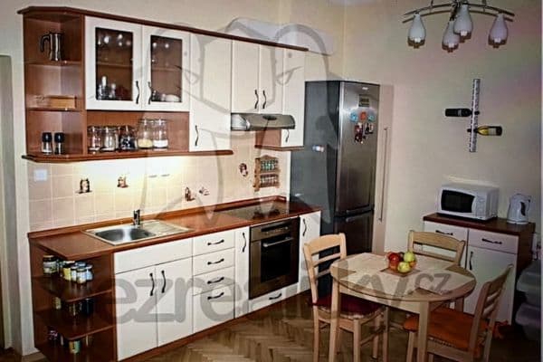 Prenájom bytu 2-izbový 43 m², Musílkova, Praha Prenájom bytu 2-izbový 43 m², Musílkova, Praha