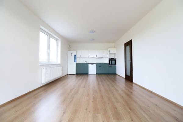 Prenájom bytu 3-izbový 75 m², Armádní, Milovice Prenájom bytu 3-izbový 75 m², Armádní, Milovice