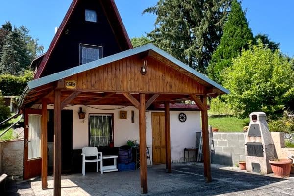 Predaj rekreačného objektu 18 m², pozemok 695 m², Mnichovice Predaj rekreačného objektu 18 m², pozemok 695 m², Mnichovice