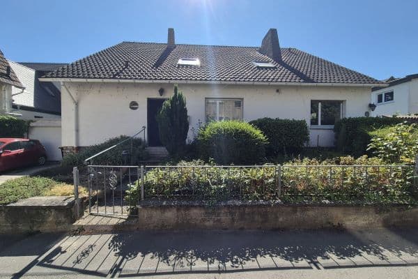 Predaj domu 210 m², pozemok 928 m², Oestrich-Winkel Predaj domu 210 m², pozemok 928 m², Oestrich-Winkel