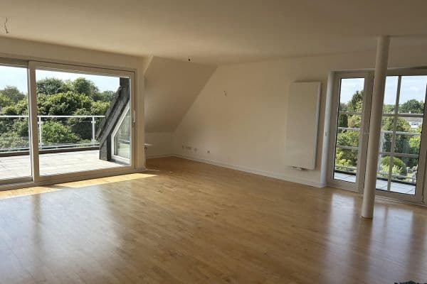 Prenájom bytu 3-izbový 109 m², Am Dimberg 19, Dortmund Prenájom bytu 3-izbový 109 m², Am Dimberg 19, Dortmund
