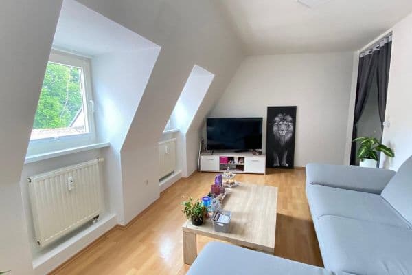 Prenájom bytu 2-izbový 55 m², Neugasse 1, St. Johann Prenájom bytu 2-izbový 55 m², Neugasse 1, St. Johann