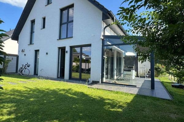 Predaj domu 133 m², pozemok 342 m², Elmshorn Predaj domu 133 m², pozemok 342 m², Elmshorn