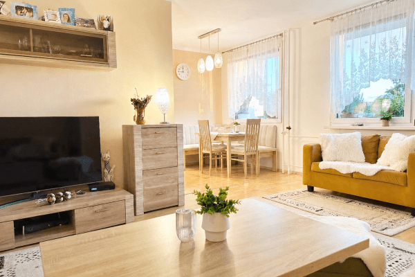 Predaj bytu 3-izbový 87 m², Na Sádce, Praha Predaj bytu 3-izbový 87 m², Na Sádce, Praha