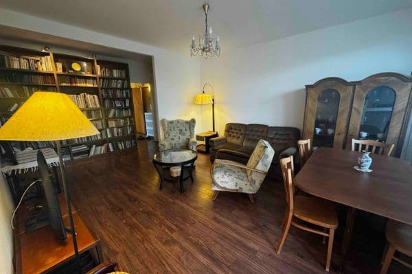 Predaj bytu 4-izbový 87 m², Lohniského, Praha Predaj bytu 4-izbový 87 m², Lohniského, Praha