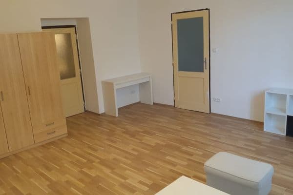 Prenájom bytu 2-izbový 60 m², Zemědělská, Praha Prenájom bytu 2-izbový 60 m², Zemědělská, Praha
