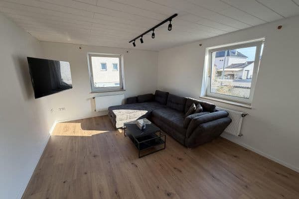 Prenájom bytu 3-izbový 75 m², Ingolstadt/Hagau, Bavorsko Prenájom bytu 3-izbový 75 m², Ingolstadt/Hagau, Bavorsko