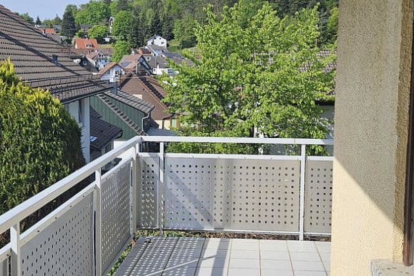 Prenájom bytu 4-izbový 112 m², Baden-Baden, Bádensko-Wurttembersko Prenájom bytu 4-izbový 112 m², Baden-Baden, Bádensko-Wurttembersko