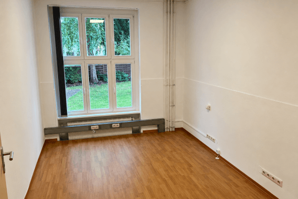 Prenájom kancelárie 11 m², Giesensdorfer Str. 29, Berlin, Berlín Prenájom kancelárie 11 m², Giesensdorfer Str. 29, Berlin, Berlín