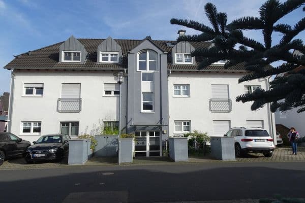 Predaj bytu 5-izbový 121 m², Mühlheim Predaj bytu 5-izbový 121 m², Mühlheim