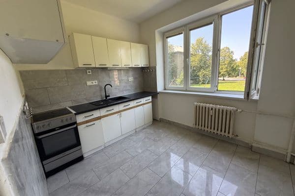 Prenájom bytu 2-izbový 60 m², Čapkova, Karviná, Moravskoslezský kraj Prenájom bytu 2-izbový 60 m², Čapkova, Karviná, Moravskoslezský kraj