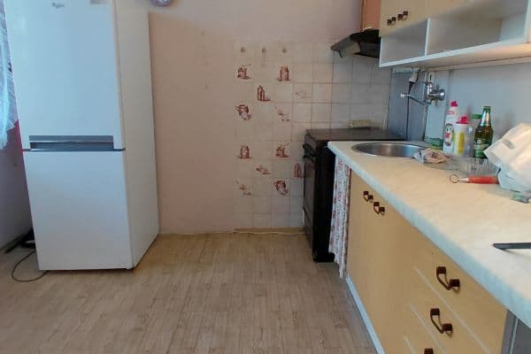 Predaj bytu 3-izbový 76 m², Rumunská, Čelákovice Predaj bytu 3-izbový 76 m², Rumunská, Čelákovice