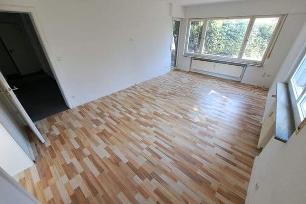 Prenájom bytu 4-izbový 88 m², Nelkenweg 14, Rudersberg Prenájom bytu 4-izbový 88 m², Nelkenweg 14, Rudersberg