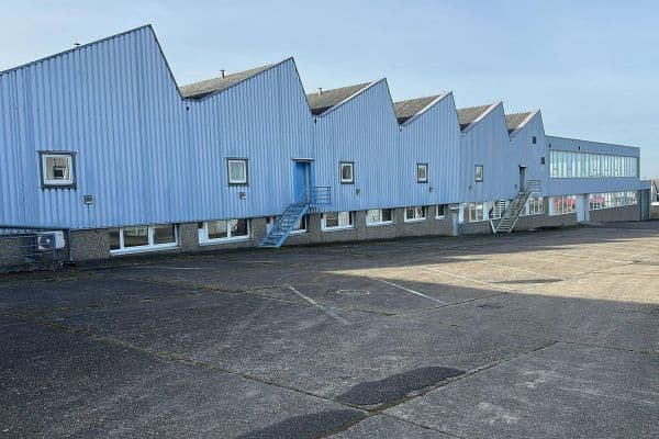 Prenájom nebytového priestoru 16.000 m², Bitcherstr. 6, Vinningen Prenájom nebytového priestoru 16.000 m², Bitcherstr. 6, Vinningen