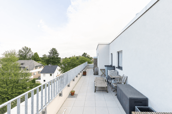 Prenájom bytu 3-izbový 142 m², Köln Prenájom bytu 3-izbový 142 m², Köln