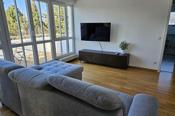 Prenájom bytu 2-izbový 53 m², Lerchenauer Str. 176, München, Bavorsko Prenájom bytu 2-izbový 53 m², Lerchenauer Str. 176, München, Bavorsko