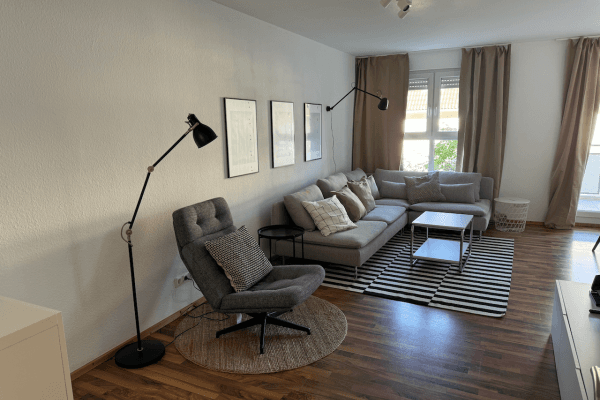 Prenájom bytu 2-izbový 68 m², Oberurseler Weg 3, Frankfurt, Hesensko Prenájom bytu 2-izbový 68 m², Oberurseler Weg 3, Frankfurt, Hesensko