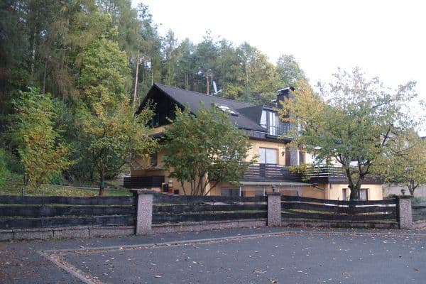 Prenájom bytu 3-izbový 100 m², Heroldsbach Prenájom bytu 3-izbový 100 m², Heroldsbach