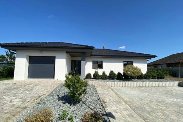 Predaj domu 150 m², pozemok 1.104 m², Ke Stráni, Jelen Predaj domu 150 m², pozemok 1.104 m², Ke Stráni, Jelen