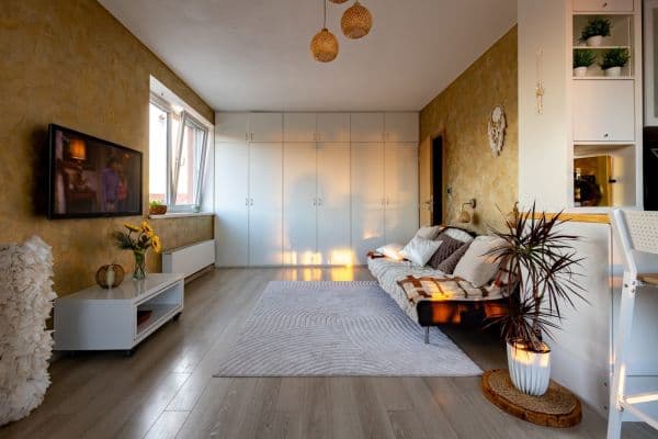 Predaj bytu 1-izbový 35 m², Žitná, Hostivice Predaj bytu 1-izbový 35 m², Žitná, Hostivice