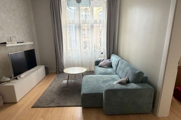 Prenájom bytu 3-izbový 64 m², Dittrichova, Praha Prenájom bytu 3-izbový 64 m², Dittrichova, Praha