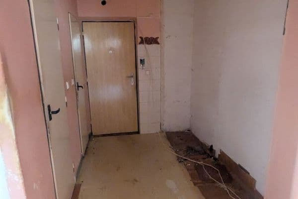 Predaj bytu 3-izbový 60 m², Na Kopci, Karviná Predaj bytu 3-izbový 60 m², Na Kopci, Karviná