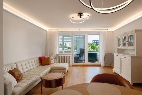 Predaj bytu 3-izbový 82 m², Schöneberger Straße 12, Friedrichshain-Kreuzberg - Kreuzberg, Berlín Predaj bytu 3-izbový 82 m², Schöneberger Straße 12, Friedrichshain-Kreuzberg - Kreuzberg, Berlín