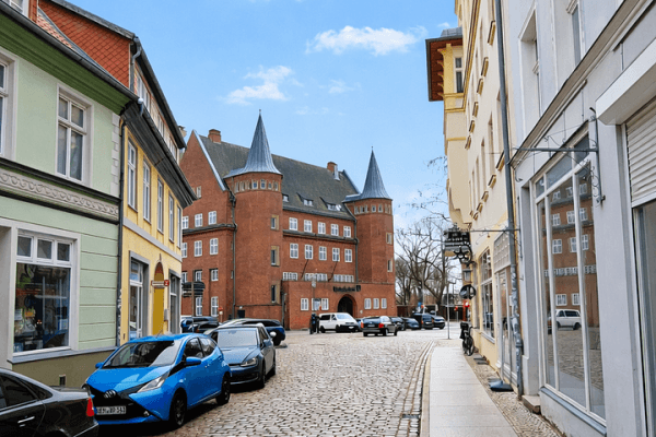 Prenájom bytu 3-izbový 82 m², Tribseer Str. 29, Stralsund Prenájom bytu 3-izbový 82 m², Tribseer Str. 29, Stralsund