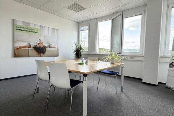 Prenájom kancelárie 174 m², Stuttgarter Straße 41, Pforzheim, Bádensko-Wurttembersko Prenájom kancelárie 174 m², Stuttgarter Straße 41, Pforzheim, Bádensko-Wurttembersko