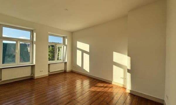 Prenájom bytu 4-izbový 110 m², Koblenz, Porýnie-Falcko Prenájom bytu 4-izbový 110 m², Koblenz, Porýnie-Falcko