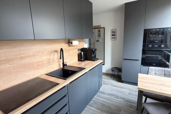 Prenájom bytu 2-izbový 50 m², Novosady, Holešov Prenájom bytu 2-izbový 50 m², Novosady, Holešov
