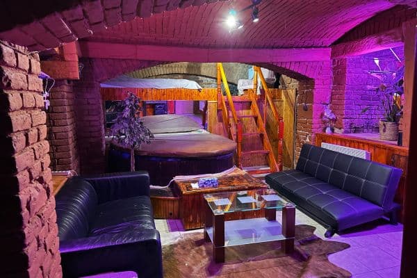 Prenájom nebytového priestoru 170 m², Chelčického, Praha Prenájom nebytového priestoru 170 m², Chelčického, Praha