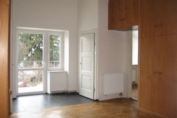 Prenájom bytu 4-izbový 112 m², Veveří, Brno Prenájom bytu 4-izbový 112 m², Veveří, Brno