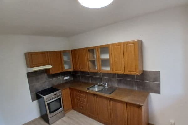 Prenájom bytu 3-izbový 55 m², K. H. Borovského, Most Prenájom bytu 3-izbový 55 m², K. H. Borovského, Most
