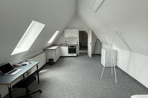 Prenájom bytu 1-izbový 35 m², Goethestraße, Erlangen Prenájom bytu 1-izbový 35 m², Goethestraße, Erlangen