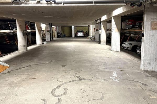 Prenájom garáže, Aurbacherstraße 4, München - Au-Haidhausen, Bavorsko Prenájom garáže, Aurbacherstraße 4, München - Au-Haidhausen, Bavorsko