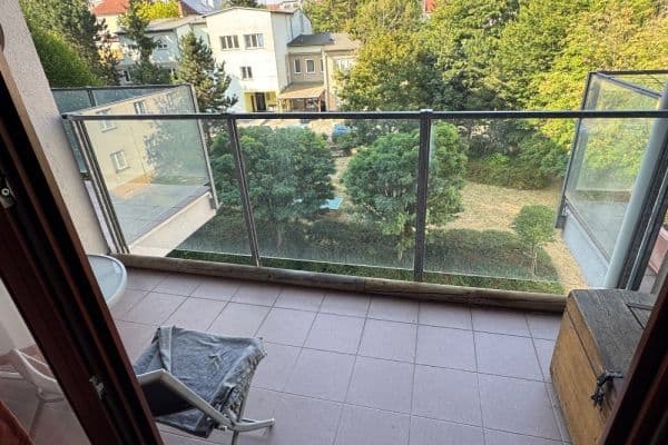 Prenájom bytu 4-izbový 95 m², Majerova, Plzeň, Plzeňský kraj Prenájom bytu 4-izbový 95 m², Majerova, Plzeň, Plzeňský kraj