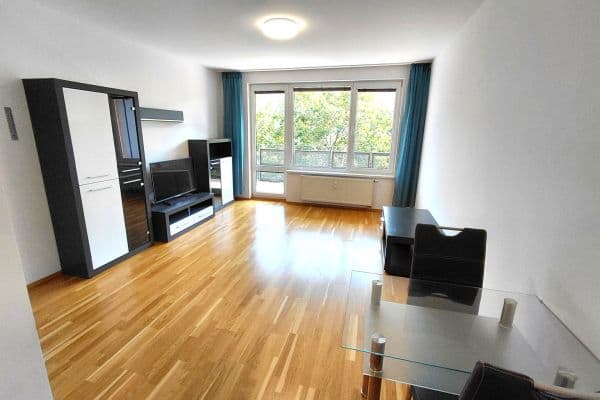 Prenájom bytu 2-izbový 51 m², Werichova, Praha Prenájom bytu 2-izbový 51 m², Werichova, Praha