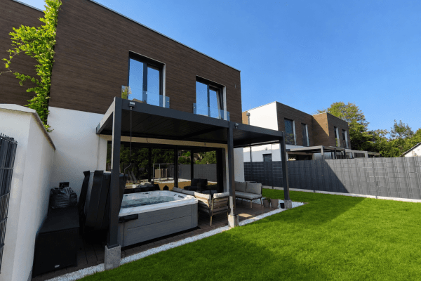 Prenájom domu 152 m², pozemok 345 m², Nové domy, Praha Prenájom domu 152 m², pozemok 345 m², Nové domy, Praha