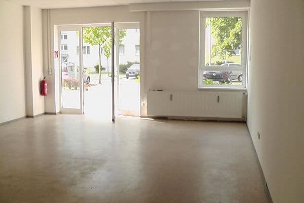 Prenájom nebytového priestoru 137 m², Rigaer Straße 23, Hennigsdorf Prenájom nebytového priestoru 137 m², Rigaer Straße 23, Hennigsdorf