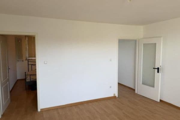 Prenájom bytu 2-izbový 42 m², Brüsseler Str. 33, Bonn Prenájom bytu 2-izbový 42 m², Brüsseler Str. 33, Bonn