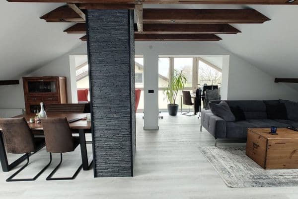 Predaj bytu 4-izbový 112 m², Ustersbach Predaj bytu 4-izbový 112 m², Ustersbach